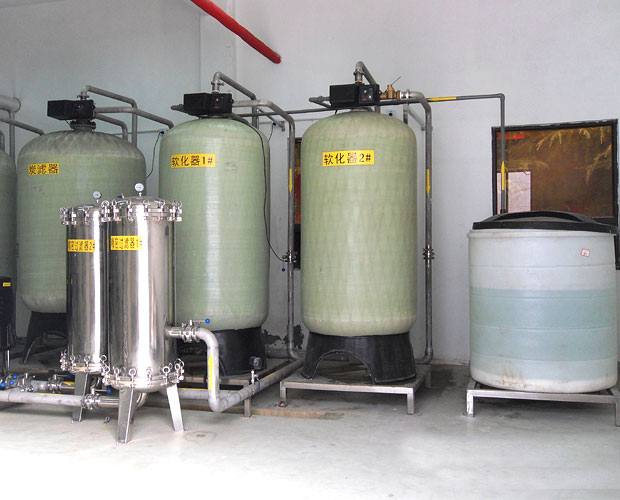 數(shù)顯多路閥全自動(dòng)軟水器(軟化水設(shè)備)