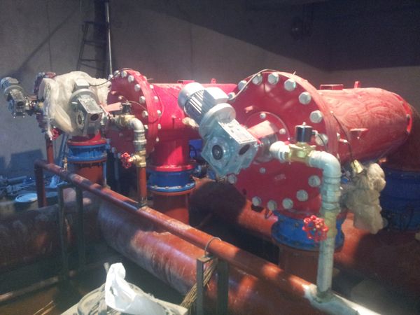 全自動反沖洗過濾器在市場中贏得人們的高度好 全自動反沖洗過濾器在市場中贏得人們的高度好